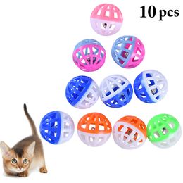2019 New 10pcs Pet Cat Toy Colorful Handmade Bells Bouncy Ball Cat Interactive Toy Training Playing Toys Pet Supplies