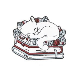 Pins Brooches Cat Reading Books Enamel Pin Cartoon Slee Kitten Cute Book Lover Animals Badge Bag Clothes Lapel Pins Jewelry Gifts D Dhkca