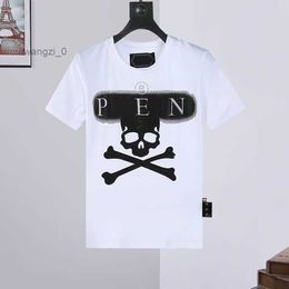 Phillip Plain Summer Men's T-shirts Fashion Designer t Tops Qp Letter Embroidery Women Clothing Short Sleeved Tees 17 4QZL