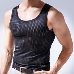 Men Tops Ice Silk Vest Outer Wear Quick-Drying Mesh Hole Breathable Sleeveless T-Shirts 2023 Summer Cool Vest Beach Travel