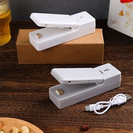 100Pcs Mini Magnetic Sealing Machine USB Charge Storage Food Snack Plastic Bag Sealer Kitchen Heat Cookie Packing Capper