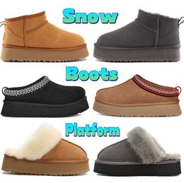 Stivali Stivali da neve in pelliccia australia Classici ultra mini Tazz Stivale con plateau in pelle scamosciata e shearling da donna Ciabatte invernali comfort in castagna designer uggitys Design avanzato 889ess