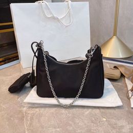 Hot Sale Woman Bags Nylon shoulder bags Hobos Handbags Chain Purses Designer Crossbody Baguettes Lady Small Totes