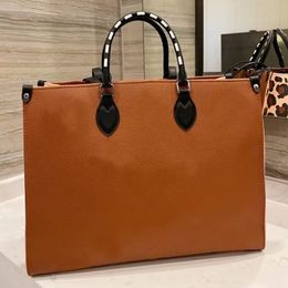 42cm Shopper Bag Hand Tote Bags Shoulder Handbag Leopard Patchwork Colour Embossed L Letter Hasp Handbags Middle Long Strap 2023