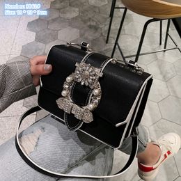 Factory wholesale ladies shoulder bag 2 Colours sweet buckle studded handbag flip-shaped leather mobile phone coin purse small fresh black Joker handbags