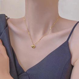 Pendant Necklaces 2023 GD Love Necklace Is Fashionable Simple And Light Luxury Peach Heart Collarbone Chain For Women