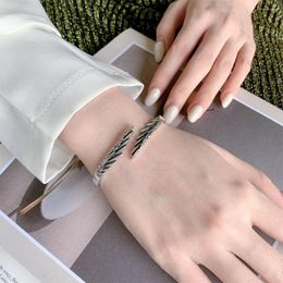 Bangle Vintage Handmade Feather Bracelet Women Couples Party Jewellery Fashion Simple Personality Exquisite Hand Accessories