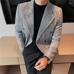 Men's Suits 2023 Woolen Sportsman Black And White Plaid Suit Jacket Male Korean Style Slim Double-breasted Fashion