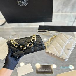 Designer bag shoulder bag Heavy metal chain crossbody bag Top Layer Leather Women Fashion wallet for women wallet