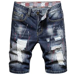 Jeans da uomo strappati corti Abbigliamento Bermuda Pantaloncini di cotone Denim traspirante Moda maschile Taglia 2840 230606