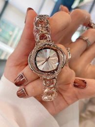 Wristwatches Rose Gold Full Diamond Design Steel Band Women's Watch Niche Casual Light Luxury Quartz Fashion Elegant High Quality