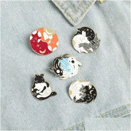 Pins Brooches Round Yinyang Pins Enamel Animal Hug Cat Dragon Brooch Lapel Pin Top Bags Badge For Women Men Fashion Jewelry Drop Del Dhb4A