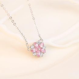 Pendant Necklaces Japanese Cherry Blossom Crystal Necklace Charm Women's Short Collarbone Chain Girl Birthday Party Jewelry Gift