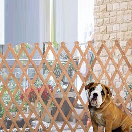 Cages Stretchable Expansion Pet Dog Baby Safety Mesh Guard Gate Fence Barrier for Home Doorways Stairs Bedroom Stairs Corridor Balcony