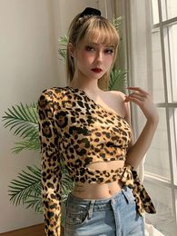 Women's T Shirts 2023 Summer Leopard Print Skew Collar Off Shoulder T-shirts Casual Sexy Slim Cropped Tops Women Bow Bandage Y2k Aesthetic