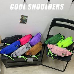 Спортивные сумки для сундуков дизайнерские сумки по талии на открытом воздухе для отдыха на плече водонепроницаемой маленькая модная сумка для поперечного тела.