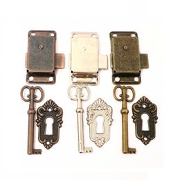 100Pcs Vintage Cabinet Drawer Iron Lock With Key Wardrobe Cupboard Hasp Hook Lock Wood Jewellery Box Latches Furniture Hardware