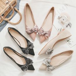 Bowknot Casual Flat Shoes Woman New Summer Breathable Comfortable Soft-soled Shoes Pointed Toe Shallow Flat Women Shoes Black