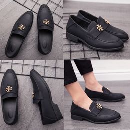 High Quality Loafers Black Gentleman Business Shoes Autumn New Products Daily Party Pointed Low Heel Round Toe Horse Rank Buckle Decorative Leather Shoes Size 37-44