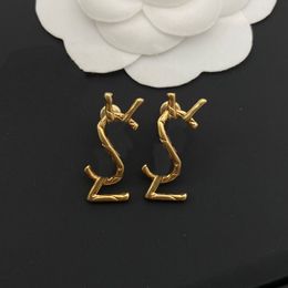 Women Designer Stud Earrings Retro Gold Color Luxury Style Trendy Brass Engagement Earring Wholesale