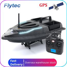 Electric RC Boats Flytec Official Store V900 GPS 40 Points 500M Auto Driving Return 1.5KG RC Bait Boat With Steering Light For Fishing 230607