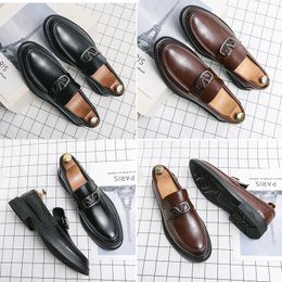 Luxury Brands New Men Shoes Cowhide Loafers Casual Business Shoes Classic Comfortable Slip on Gentleman Round Toe Leather Shoes Size 38-44