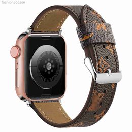 أزياء مصمم زهرة أشرطة Watchbands for Apple Watch Band 41mm 42mm 40mm 44mm Watch 7 6 Bands Pu Leather Strap Bracelet Letter Printed Watchband L81201