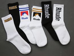 rhude meias homens meias calcetines mulheres designer de luxo de alta qualidade puro algodão conforto marca representante desodorização absorver suor deixar entrar ar meias pretas