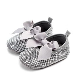 First Walkers Brand Silver Baby Girls Dress Shoes Born Pearl Drill Soft Sole Toddler Princess Shoes Infant First Walkers 230606