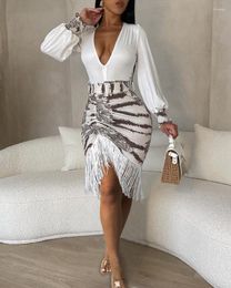 Casual Dresses Women Tie Dye Zebra Stripe Print Plunge Ruched Tassel Design Mini Bodycon Dress 2023 Summer V Neck Long Sleeve Sexy Skinny