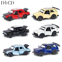 Diecast Model 136 Lada Avto Offroad Vehicle Alloy Car Toys Vehicles Metal Simulation Door Can Open 230605