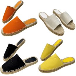 Sapatos de pescador feminino designer de sandálias de verão famoso slider liso preto brilhante tira de couro fivela sapato de malha acolchoado respirável praia com tamanho da caixa 35-41