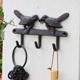 Hooks Antique Rustic Two Birds Cast Iron Wall Hook With Three Hangers European Farm House Accents Handmade Animal Figurines Metal Rack