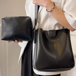 Evening Bags Women's Black Composite Shoulder Bag Original Medium Oil Wax Leather Ladies Handbag Chic Wide Strap Female Bucket Crossbody