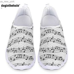 Doginthehole Music Notes Print Flats Womens Shoes Girls Casual Mesh Slip On Footwear Female Summer Light Travel Soft Sneakers L230518