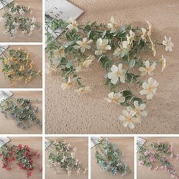 Decorative Flowers Mini Silk Artificial Rose Fake Plastic Leaves Faux Bushes Heads Outdoor Garden Decoration White Fence Wall Decor