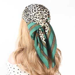 Sarongs Fashion 7070CM Silk Scarf Green Leopard Print Bandanas Women Headscarf Turban Headband Kerchief Hair Accessories Girls 230605