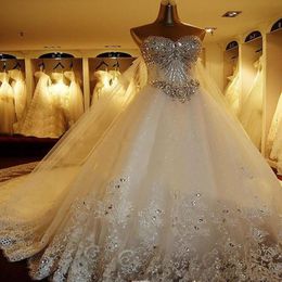 Long Sparkly Crystal Lace Ball Gown Luxury with Tulle Cathedral Train Bridal Gowns Custom Made354S