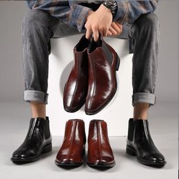 Men's Fashion Short Boots Vintage Classic Chelsea Boots Men Ankle Boot Mens Casual Leather Shoes Flats