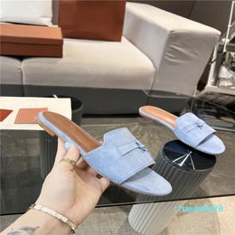 Designer Women Sandals Luxury Muller Frosted Leather Sandals Pendant French Flat Bottom Slippers Fashion Outwear Casual Sandals