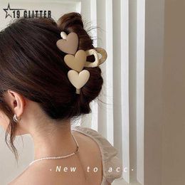 Dangle Chandelier New Korea Heart Shape Acrylic Hair Claws Crab Large Pearl Claw Clips for Woman Girls Bath Barrette Ladiy Fashion Headdress Z0608