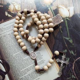 Pendant Necklaces Diyalo Catholic Crucifix Jesus Cross Necklace Hand Woven Rope Chain Wooden Bead Rosary Women Men Jewelry Gift