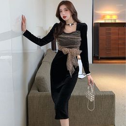 Casual Dresses French Square Neck Velvet Fashion Elegant Black Party Dress 2023 Autumn Winter One-Piece Ladies Midi