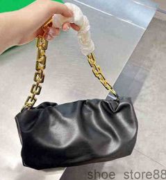 Evening Bag Shoulder Designer Cloud Women Soft Leather Handbag Crossbody Bags Ladies Pouch Big Metal Chain Messenger Bags 23ss