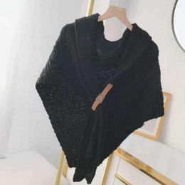 Scarves 2023 Winter Women Warm Knitted Triangle Scarf Leather Strap Buckle Solid Colour Crochet Bohemian Shawl For Ladies Christmas Gift