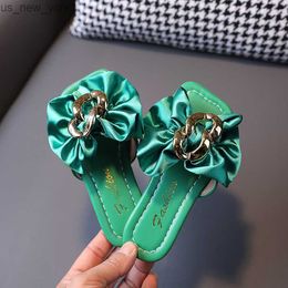 Girls Satin Bow Kids Versatile Slippers 2023 Summer New Green Simple Korean Kids Fashion Flat-bottomed Flip-flops Beach Shoes L230518