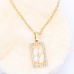 19Style Luxury Designer Double Letter Pendant Necklaces 18K Gold Plated Crysat Pearl Rhinestone Sweater Necklace for Women Wedding Party Jewerlry Accessories S1