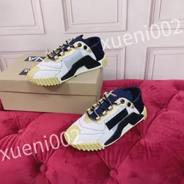 2023 Designer Basketball Shoes Sneakers Women Casual Walking Rubber Sole Leather Outdoor Sports Trainers