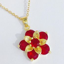 Chains KYTRD Retro Light Luxury Wild European And American Color Zircon Red Flower Necklace Pendant Collarbone Chain Gift