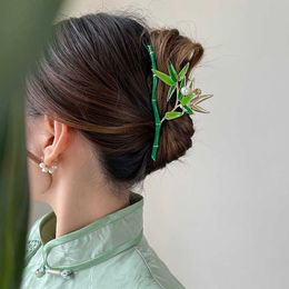 Dangle Chandelier New Women's Retro Green Bamboo Hair Clips Women's Pearl Ponytail Claw Clip Pearl Shark Clip Girl Styling Decorative Headwear Z0608